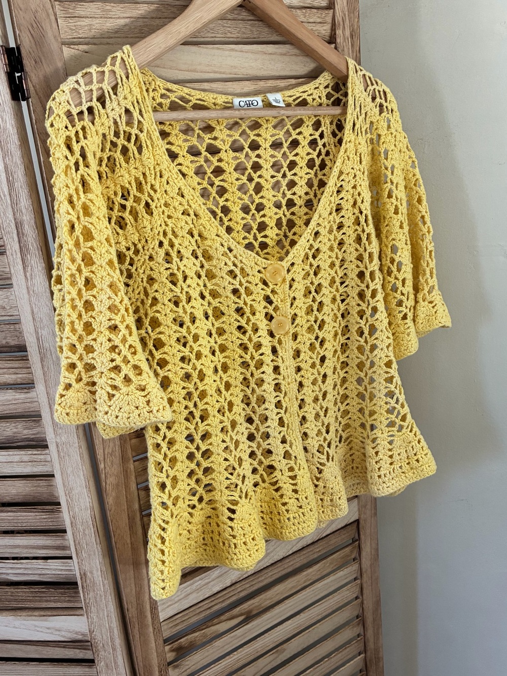 Cato Womens Yellow Crochet Knit Cardigan V-Neck Short Sleeve Peplum Top Large